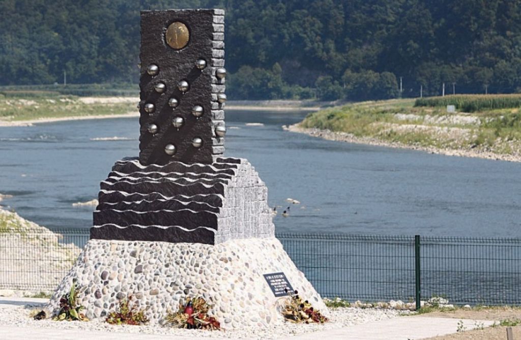 Teden slovesa velikih Slovencev in spomin na 13 izgubljenih življenj